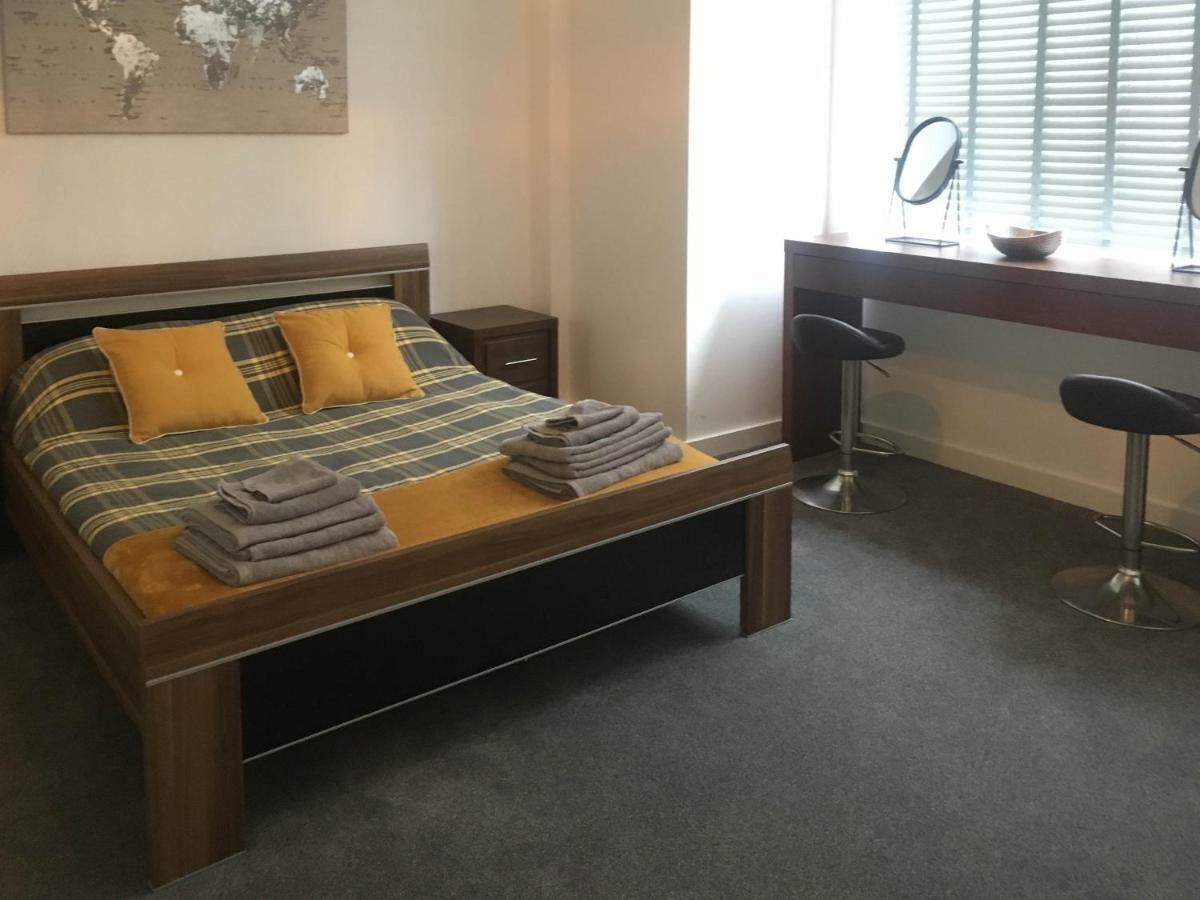Luxury 1 Bed Apartment In City Centre With Parking Τσέστερ Εξωτερικό φωτογραφία