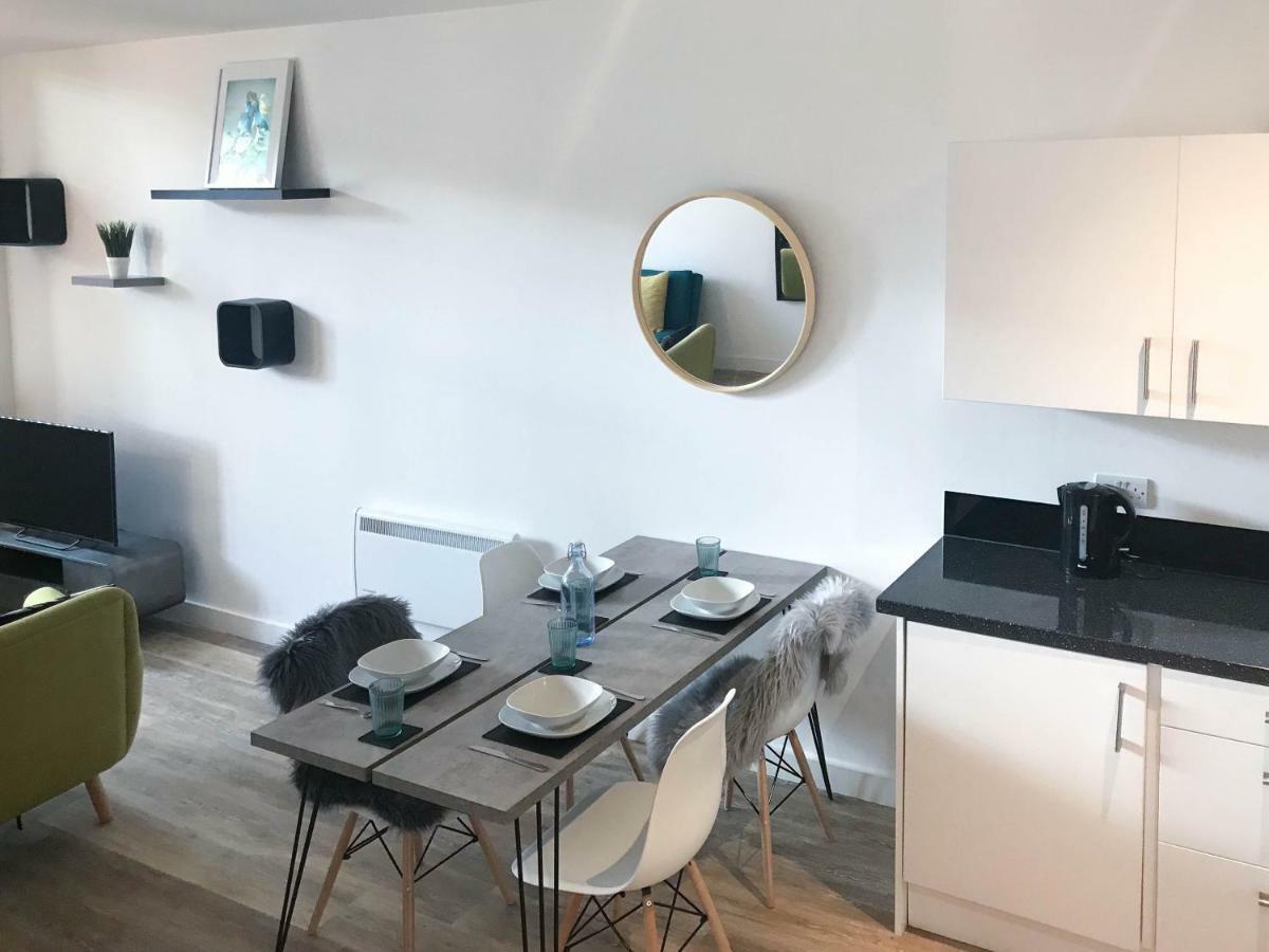 Luxury 1 Bed Apartment In City Centre With Parking Τσέστερ Εξωτερικό φωτογραφία