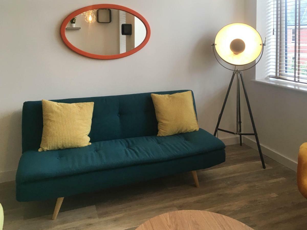 Luxury 1 Bed Apartment In City Centre With Parking Τσέστερ Εξωτερικό φωτογραφία